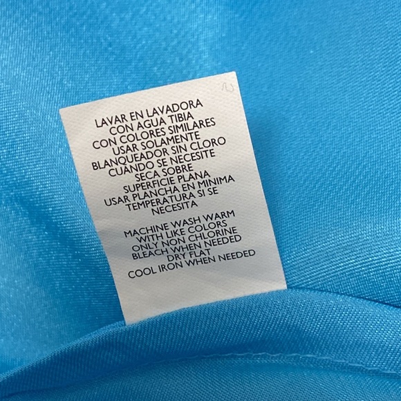 Daisy Fuentes Blouse - size 1X - Picture 7 of 8